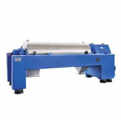 Centrifugadora de decantador horizontal con construcción de acero inoxidable y sistema de control avanzado